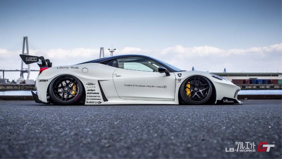  Ferrari 458 Italia by Liberty Walk 2019 года  (фото 5 из 9)